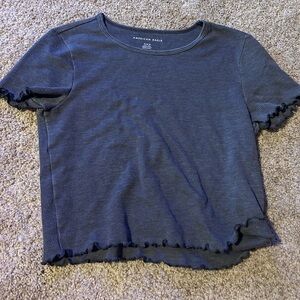 American Eagle basic tee cropped